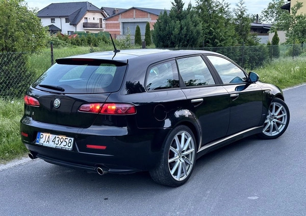 Alfa Romeo 159 cena 25000 przebieg: 148000, rok produkcji 2009 z Jarocin małe 121